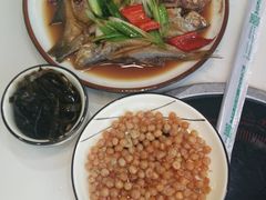 -鑫悦楼煎蟹·16年海鲜大排档