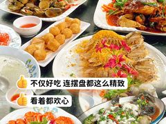 -小海豚•老字号海鲜餐厅(天涯店)