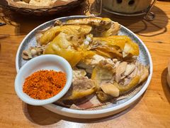 -头上红煨盐鸡·非遗院子餐厅