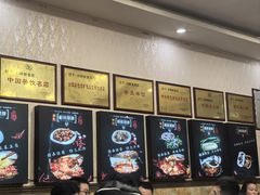 -刘胖娃鱼庄·特色肥肠鱼(杨家坪店)