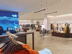 -URBAN REVIVO(青特万达广场店)