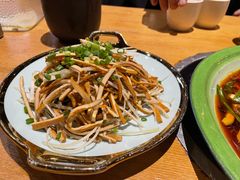 -郭婆婆疯子鸡·土货江湖菜馆