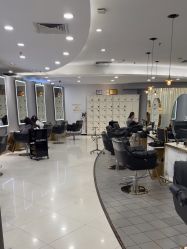 -八佰伴8008星级形象店