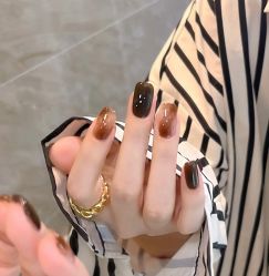 -悦指间美甲美睫