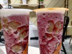 梦幻星空葡萄-CoCo都可(东城国贸店)