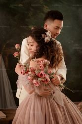 -雪中彩影婚纱摄影·微光艺术中心