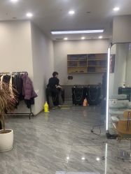 -藤野造型烫染·漂发