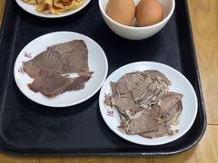-陇上全荟兰州传统牛肉面(延吉路店)