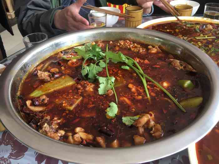 资中鲶鱼庄(迎春道店)-"好评,好吃,推荐大邑美食,红烧兔.