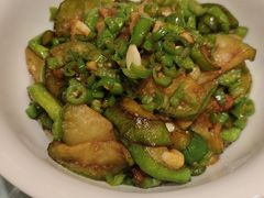 -辛香味烧鱼馆·非遗技艺·排骨红烧肉(光谷医药园店)