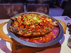 -鸣记脆皮烤鱼·海鲜烤鱼(三八广场店)