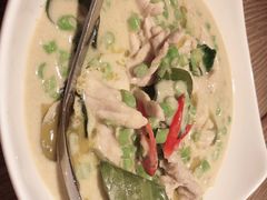 绿咖喱椰汁鸡-瓦城泰国料理(芮欧百货店)