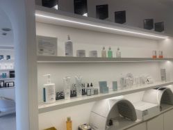 -JNK皮肤管理中心