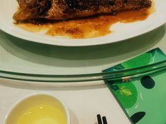 香煎黄鱼-西湖春天•老字号杭州菜(百汇店)