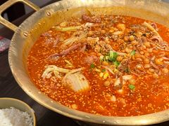 -张翻越·川渝冒菜·武汉黑鸭煲(城北万象城店)