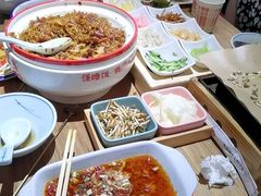 -怪噜范·老贵阳街头名小吃(鸿通城店)