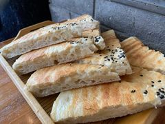 饽饽饼-王明古法砂锅居(开化寺店)