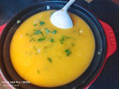 -蝴蝶里·粤菜·点心(滨江龙湖店)