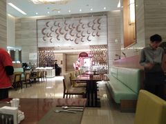 -月色西餐厅·海鲜刺身·烧烤(科学城保利郡雅酒店)