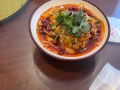 -川流不息·地道川菜·小龙虾(松东路店)