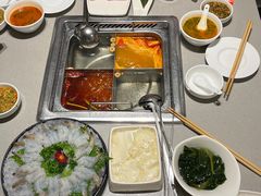 -海底捞火锅(高新万达店)