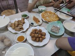 -兄弟深夜豆浆