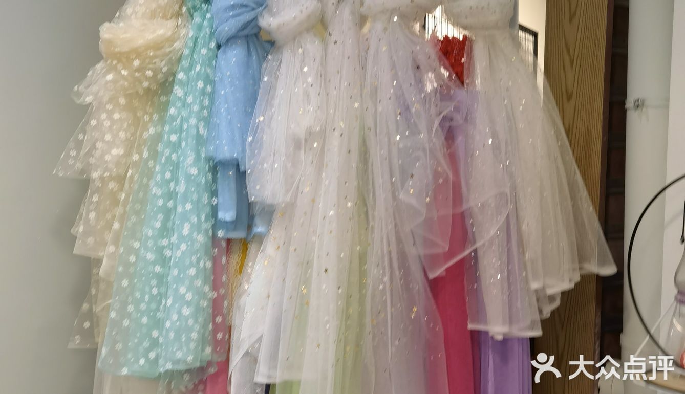 在南沙悠方竟然开了一家小孩子跟大人一起互动的店