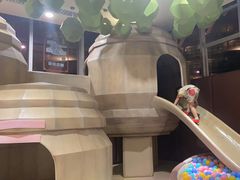 -水桶王国主题餐厅·聚会·生日派对·亲子活动·家庭套餐(亚龙湾希尔顿店)