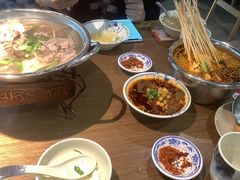 -肖四女乐山跷脚牛肉(世博源店)