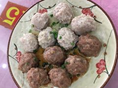 拼双丸-琼发酒楼