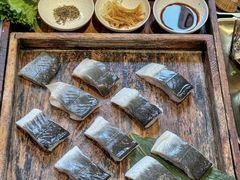 -围炉肉舍•炭烤活鳗•丹东海鲜烤肉(步行街店)