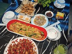 -路边边地标烧烤·川菜·小龙虾·音乐酒馆(良乡长虹店)