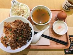 -熊吞·大碗丼烧肉饭(济宁万达广场店)
