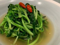 上汤鸡毛菜-北京王府井希尔顿酒店·秦唐中餐厅Chynna