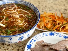 -吾穆勒蓬灰牛肉面·清真(北滨河中路店)