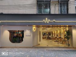 -苏豪路易士·嘉玛发廊