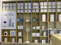 -华为授权体验店(中山公园来福士)