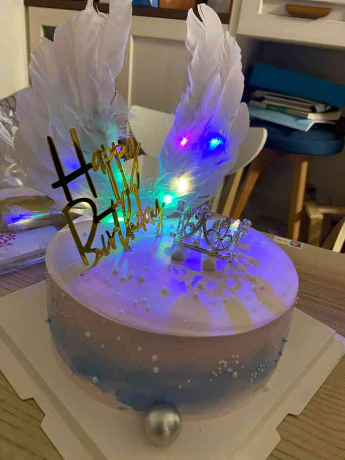 雪菲网红手工艺蛋糕(栖霞店)-"八月20生日前一天订购的,店家服务很好