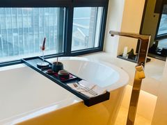 -杭州逸酒店(西湖武林店)