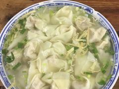 -胖子馄饨坊(天目大厦东南)