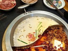 -沸炉重庆老火锅(军事博物馆店)