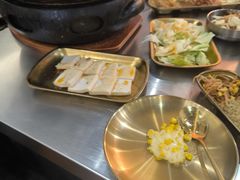 -胡悦里韩式烤肉(芝罘万达广场店)