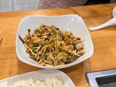 -榕江牛瘪牛肉火锅
