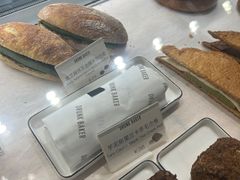 芋泥斯里兰卡毛巾卷-DRUNK BAKER(上海陕康里店)