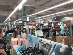 -迪卡侬(西三旗店)