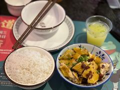 -蛙有道·铁锅牛蛙(万泰汇店)