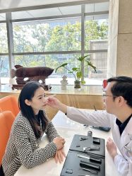 点击看大图 -广州健丽·去眼袋医疗美容机构