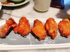 -蝴蝶里·粤菜·点心(滨江龙湖店)