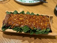 薄荷牛肉卷-一坐一忘云南菜(北京skp店)