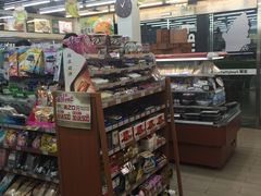 零售区-全家便利店(东直门店)